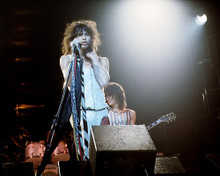 This is an image of Photograph & Poster of Aerosmith 284183