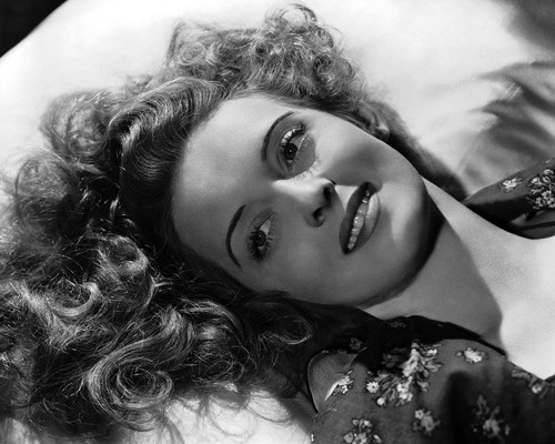 This is an image of Photograph & Poster of Bette Davis 102953