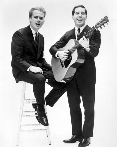 This is an image of Photograph & Poster of Simon and Garfunkel 102968
