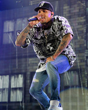 This is an image of Photograph & Poster of Chris Brown 298381