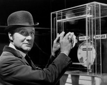 This is an image of Photograph & Poster of Patrick Macnee 103020