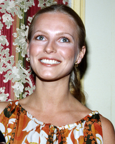 This is an image of Photograph & Poster of Cheryl Ladd 298579