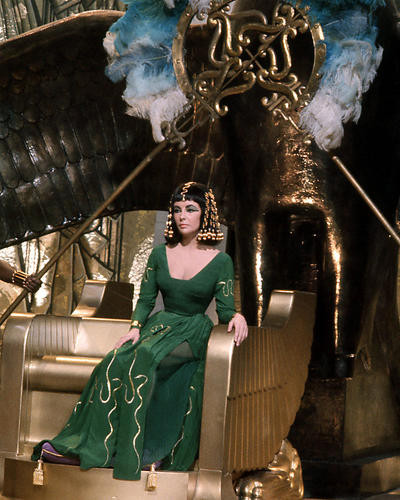 This is an image of Prints & Posters of Elizabeth Taylor 298678