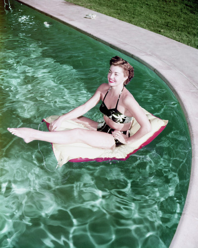 This is an image of Prints & Posters of Esther Williams 298851