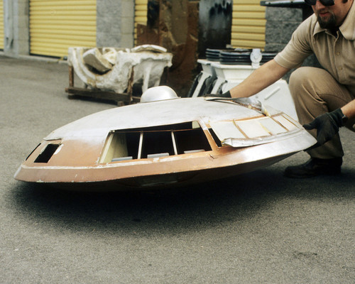 This is an image of Prints & Posters of Lost in Space 299027