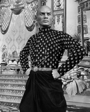 This is an image of Prints & Posters of Yul Brynner 103450