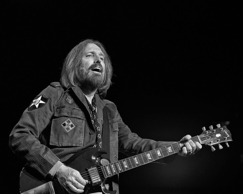 This is an image of Prints & Posters of Tom Petty 103472