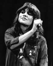 This is an image of Prints & Posters of Linda Ronstadt 103474
