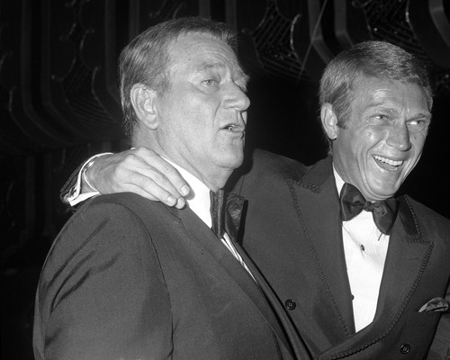 This is an image of Prints & Posters of John Wayne 103648