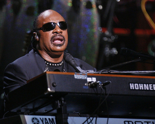 This is an image of Prints & Posters of Stevie Wonder 299349