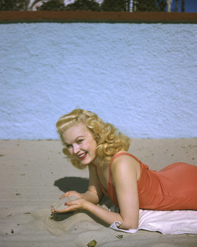 This is an image of Prints & Posters of June Haver 201076