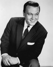 This is an image of Prints & Posters of Matt Monro 103883