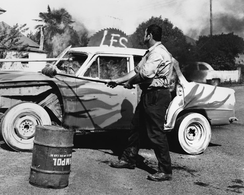 This is an image of Prints & Posters of The Cars That Ate Paris 103938