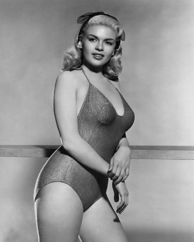 This is an image of Prints & Posters of Jayne Mansfield 104054