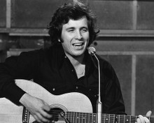 This is an image of Prints & Posters of Don McLean 104206