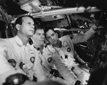 This is an image of Prints & Posters of Apollo 13 104473