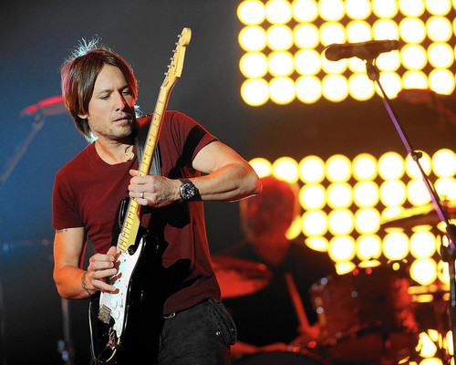 This is an image of Prints & Posters of Keith Urban 202207