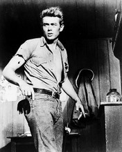 This is an image of 13409 James Dean Photograph & Poster