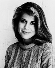 This is an image of 13433 Linda Hamilton Photograph & Poster