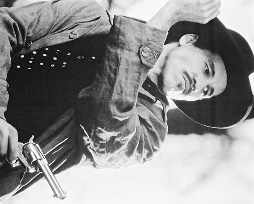 This is an image of 19484 Val Kilmer Photograph & Poster