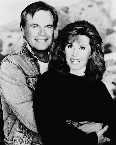 This is an image of 19646 Hart to Hart Photograph & Poster