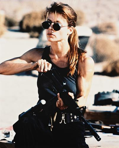 This is an image of 26643 Linda Hamilton Photograph & Poster