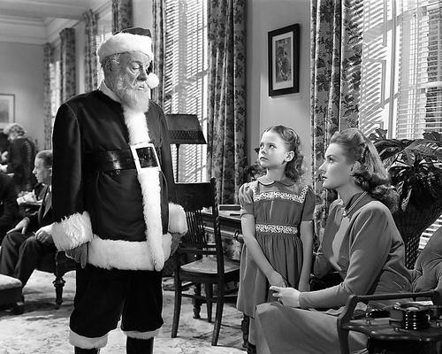 This is an image of 100018 Miracle on 34th Street Photograph & Poster