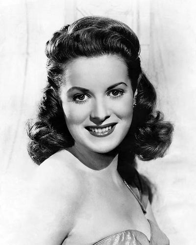 This is an image of Photograph & Poster of Maureen Ohara 100803