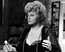 This is an image of Photograph & Poster of Shelley Winters 100807