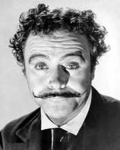This is an image of Photograph & Poster of Jack Lemmon 100874