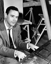 This is an image of Photograph & Poster of Jack Lemmon 101058