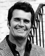 This is an image of Photograph & Poster of James Garner 101116