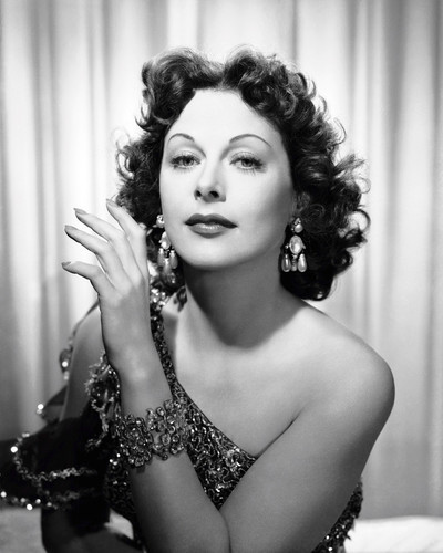This is an image of Photograph & Poster of Hedy Lamarr 101292