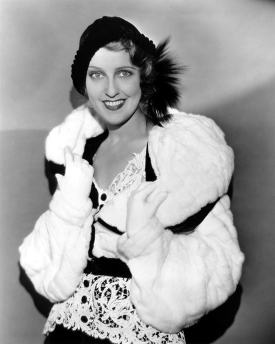 This is an image of Photograph & Poster of Jeanette Macdonald 101354
