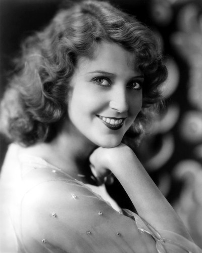 This is an image of Photograph & Poster of Jeanette Macdonald 101370