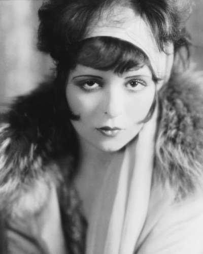 This is an image of Photograph & Poster of Clara Bow 101381