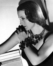This is an image of Photograph & Poster of Norma Shearer 101395