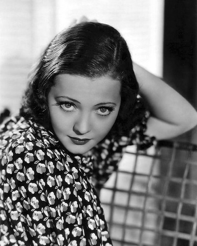 This is an image of Photograph & Poster of Sylvia Sidney 101562