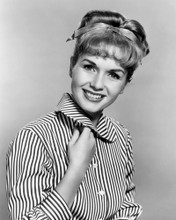 This is an image of Photograph & Poster of Debbie Reynolds 101578