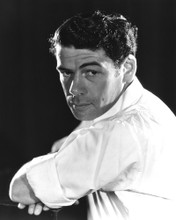 This is an image of Photograph & Poster of Paul Muni 101661