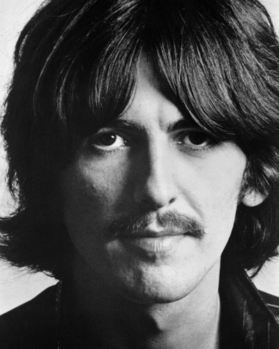 This is an image of Photograph & Poster of George Harrison 101726
