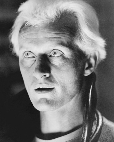 This is an image of Photograph & Poster of Rutger Hauer 101884