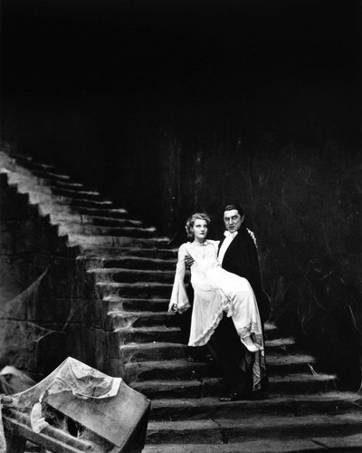 This is an image of Photograph & Poster of Dracula (1931) 102455