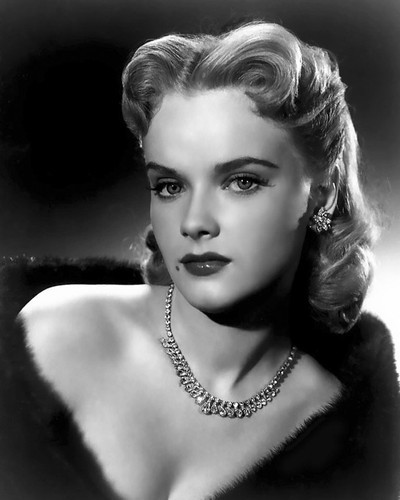 This is an image of Photograph & Poster of Anne Francis 102604