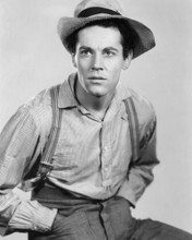 This is an image of Photograph & Poster of Henry Fonda 102706