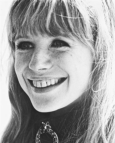 This is an image of 160382 Marianne Faithfull Photograph & Poster