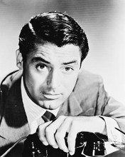 This is an image of 160395 Cary Grant Photograph & Poster