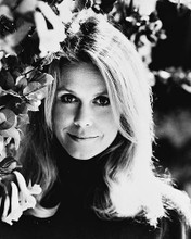 This is an image of 160590 Elizabeth Montgomery Photograph & Poster