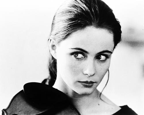 This is an image of Photograph & Poster of Emmanuelle Beart 160670