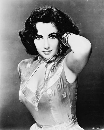 This is an image of 161797 Elizabeth Taylor Photograph & Poster